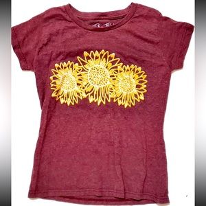 maroon colored sunflower t-shirt